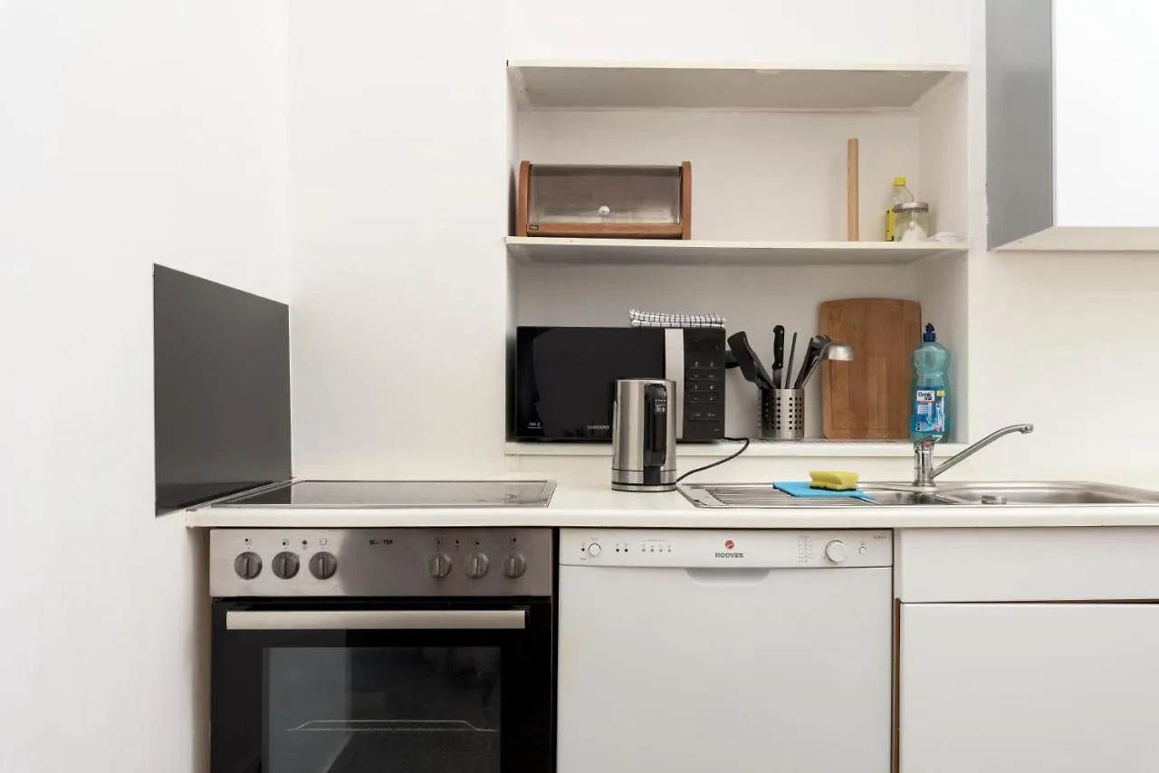 Ferienwohnung Spacious Apt In Perfect Location For Family 24H Check-In Wien 0*,
